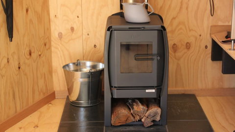 BAY OF FIRES ECO HUT Off Grid Experience At Binalong Bay - Geraldton Accommodation 16