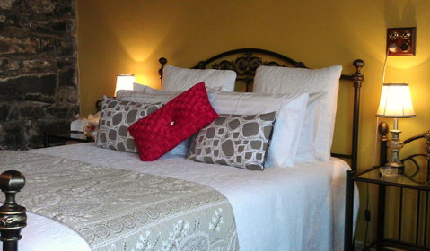 Touchwood Cottages - Geraldton Accommodation 28