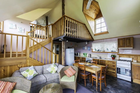 Touchwood Cottages - Geraldton Accommodation 29