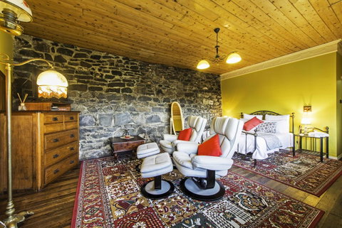 Touchwood Cottages - Geraldton Accommodation 38
