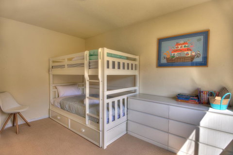 The Tides - Geraldton Accommodation 9