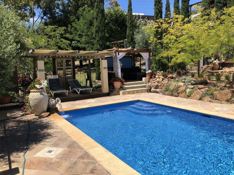 Villa Mallorca - Geraldton Accommodation 24