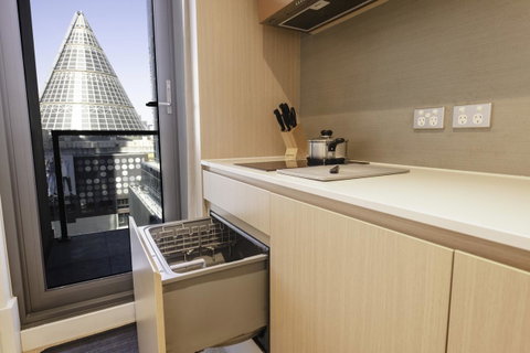 Brady Hotels Central Melbourne - Geraldton Accommodation 9