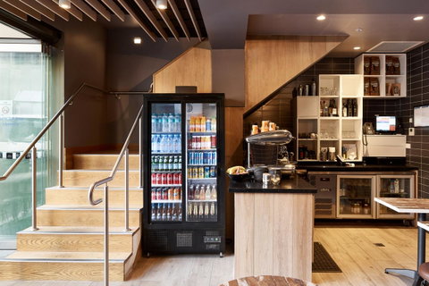 Brady Hotels Central Melbourne - Geraldton Accommodation 28