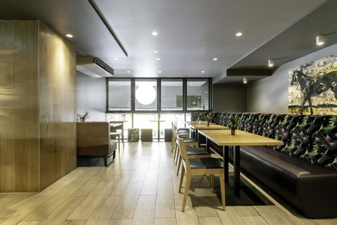Brady Hotels Central Melbourne - Geraldton Accommodation 14