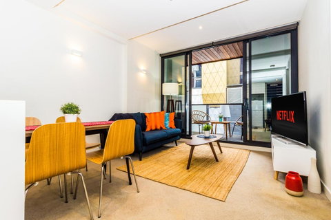 Stay Like Home - Geraldton Accommodation 0