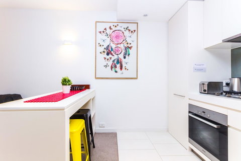 Stay Like Home - Geraldton Accommodation 8