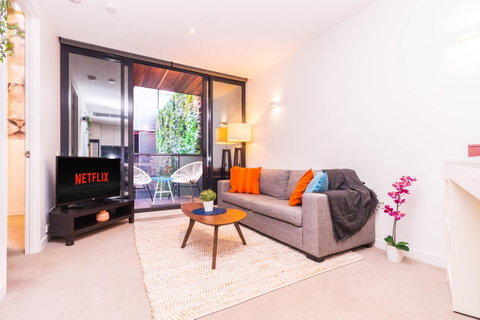 Stay Like Home - Geraldton Accommodation 14