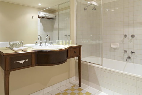 Grand Hotel Melbourne - Geraldton Accommodation 26