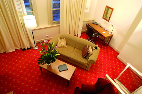 Grand Hotel Melbourne - Geraldton Accommodation 12