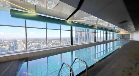 La Maison - Great View, Free Parking, Pool, Gym, Perfectly Located 2BR Apartment - Geraldton Accommodation 29