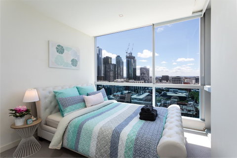 La Maison - Great View, Free Parking, Pool, Gym, Perfectly Located 2BR Apartment - Geraldton Accommodation 1