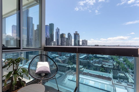 La Maison - Great View, Free Parking, Pool, Gym, Perfectly Located 2BR Apartment - Geraldton Accommodation 0