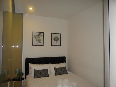 Amazing Accommodations: Vogue - Geraldton Accommodation 8