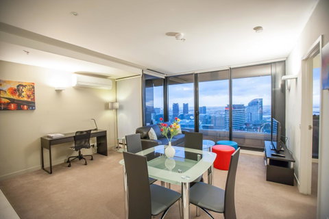 Southern Cross Serviced Apartments - Geraldton Accommodation 0