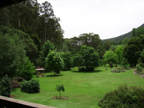 Shady Brook Cottages - Geraldton Accommodation 23