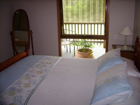 Shady Brook Cottages - Geraldton Accommodation 25