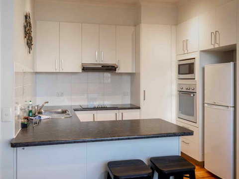 Riverside Apartments Melbourne (formerly Best Western Riverside Apartments) - Geraldton Accommodation 9