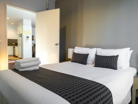 Riverside Apartments Melbourne (formerly Best Western Riverside Apartments) - Geraldton Accommodation 24