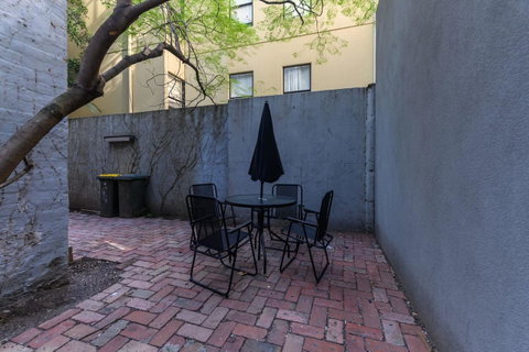 Unique 3 Bedroom Central CBD Townhouse - Geraldton Accommodation 16