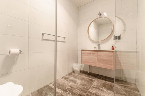 Unique 3 Bedroom Central CBD Townhouse - Geraldton Accommodation 14
