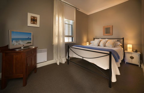 Athelstane House - Geraldton Accommodation 15