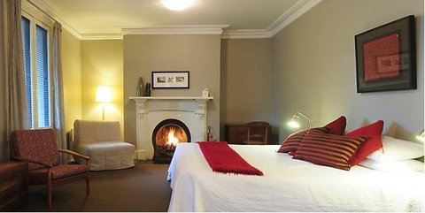 Athelstane House - Geraldton Accommodation 8