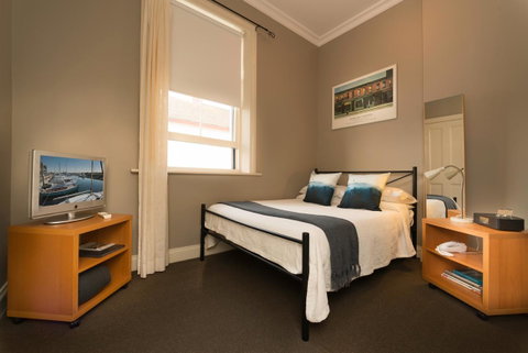 Athelstane House - Geraldton Accommodation 17