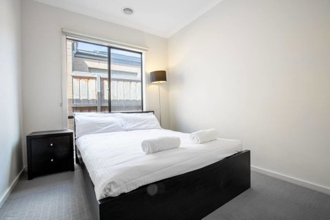 Holiday Rose - Geraldton Accommodation 11