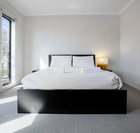 Point Cook Home with a Lovely View in Salt Water - Geraldton Accommodation