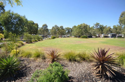 Tasman Holiday Parks - Merool On The Murray - Geraldton Accommodation 5