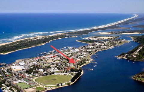 The Wheelhouse - 2BR Waterfront Apt In Town - Geraldton Accommodation 16