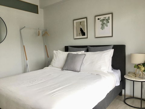 The Wheelhouse - 2BR Waterfront Apt In Town - Geraldton Accommodation 9