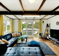 Jettycove Beach House - Geraldton Accommodation