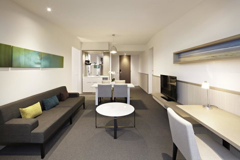 Quarters At Flinders Hotel - Geraldton Accommodation 4