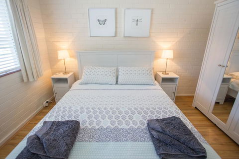 The Blue Door Villa - Geraldton Accommodation 3