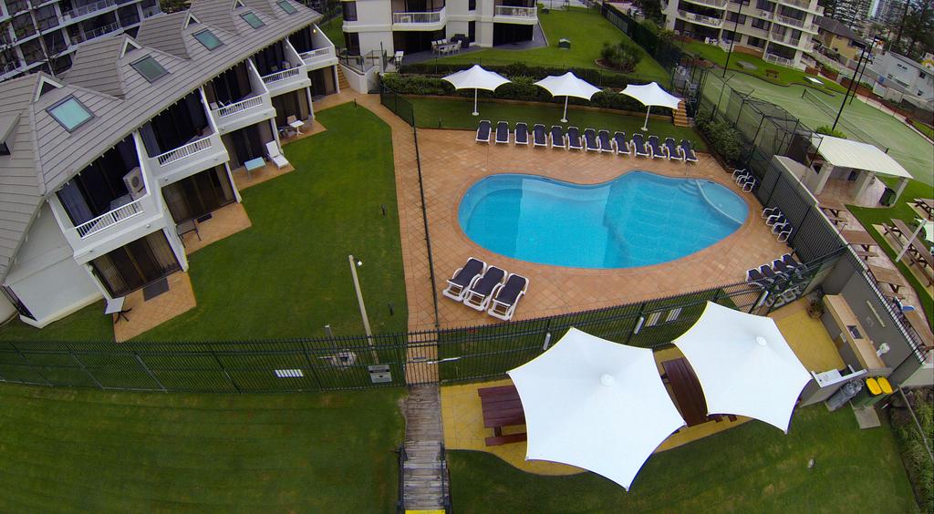 Bundall Bc QLD Geraldton Accommodation
