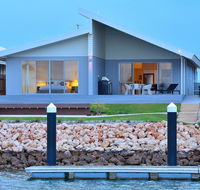 The Carnarvon Luxury Canal Home - Geraldton Accommodation