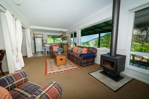 The Cottage At The Bryn At Tilba - Geraldton Accommodation 3
