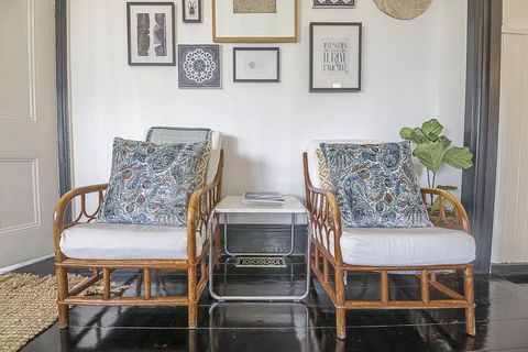 The Gardener's Cottage - Geraldton Accommodation 3