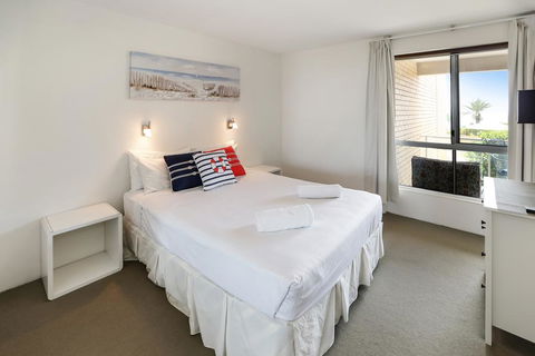 The Headlands Apartments - Geraldton Accommodation 1