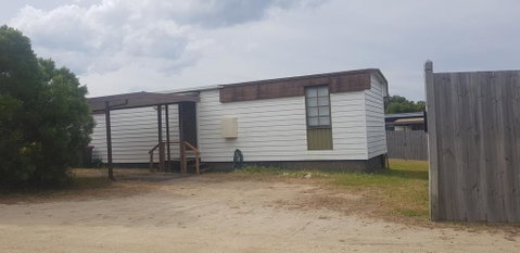 The Hut - Geraldton Accommodation 2
