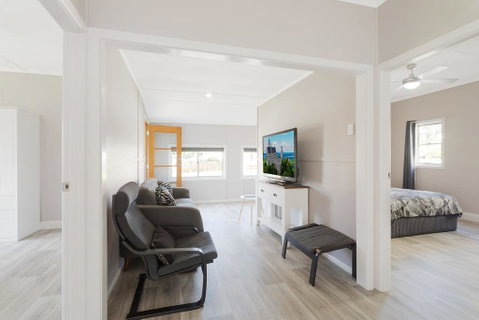 The Inlet Cottage - Geraldton Accommodation 3