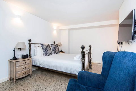 The Nest - Stylish Space In Northbridge Area And Roof Terrace - Geraldton Accommodation 0