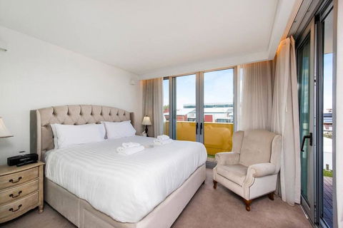 The Nest - Trendy Studio Close To Centre With Roof Terrace - Geraldton Accommodation 0