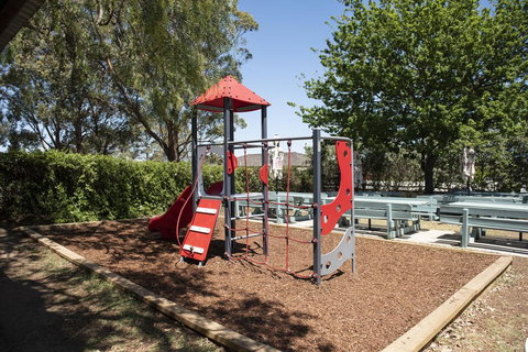 The Oaks Hotel - Geraldton Accommodation 2