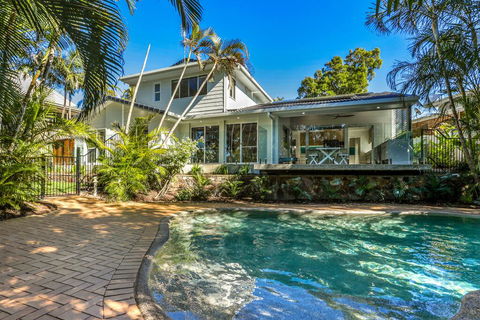 The Perfect Pet Friendly Escape, Sunshine Beach - Geraldton Accommodation 0