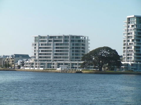 The Point Mandurah Apartment - Geraldton Accommodation 0
