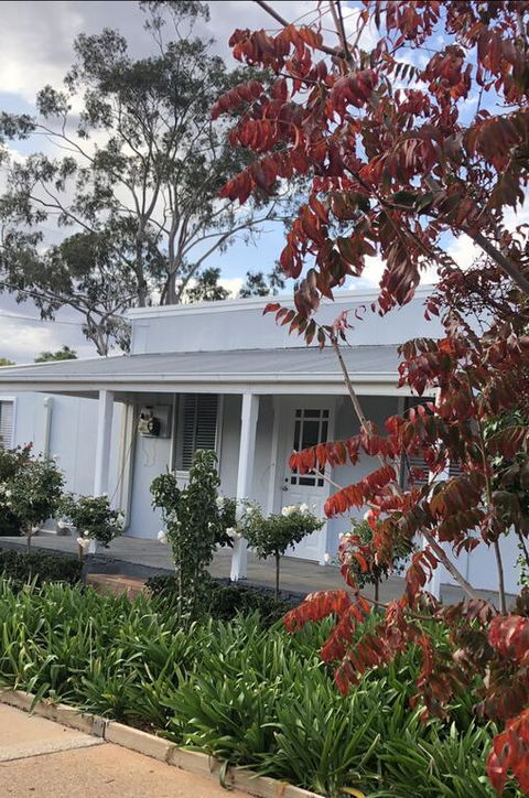 The Rested Guest 3 Bedroom Cottage West Wyalong - Geraldton Accommodation 3