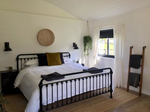 The Retreat - Geraldton Accommodation 0